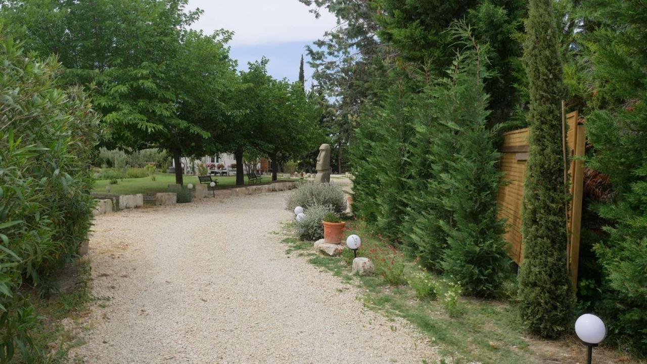 Mas Maurane - L'Olivier Avec Spa Prive Aux Portes D'Arles Tarascon Eksteriør billede
